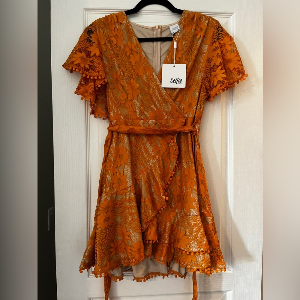 NWT selfie leslie orange dress
